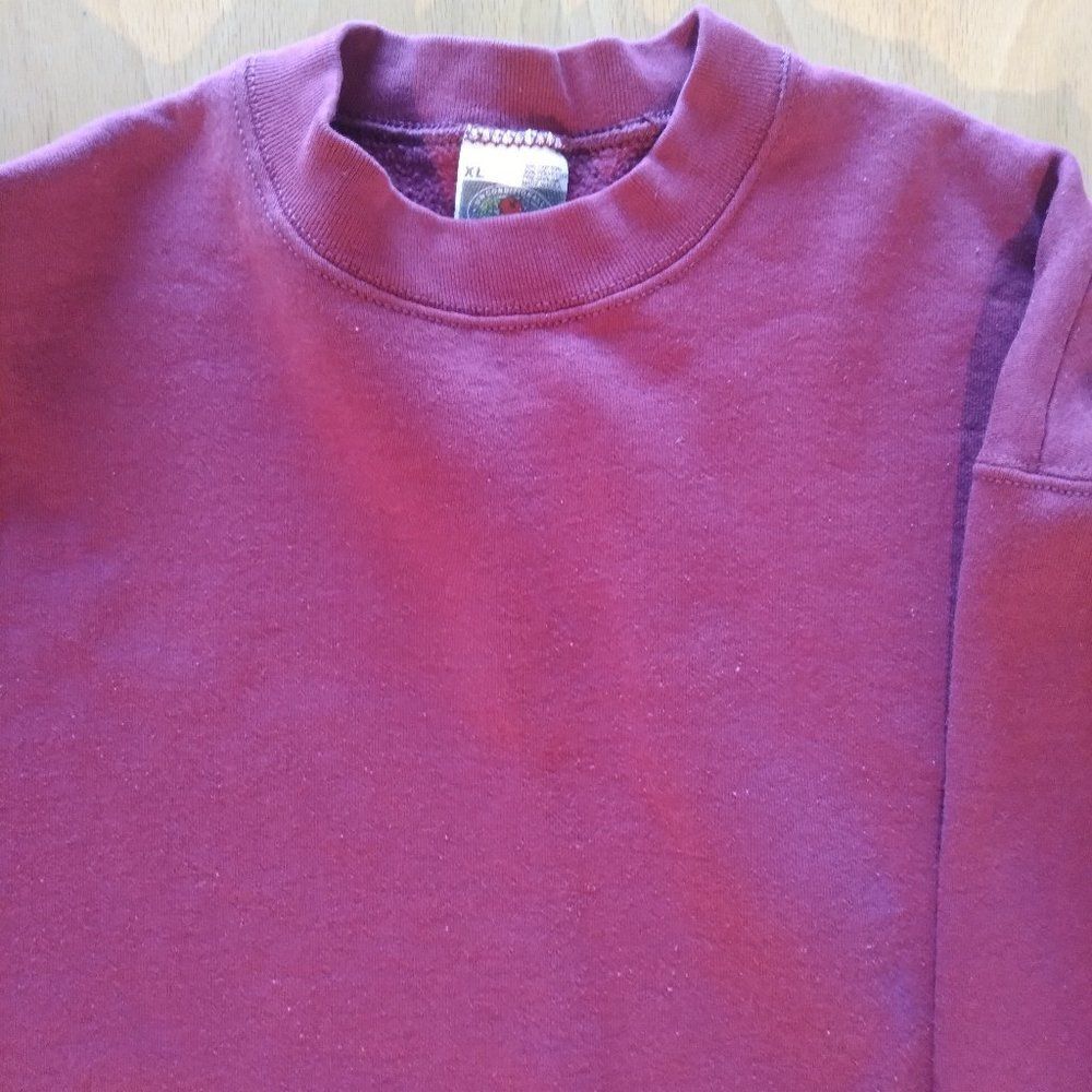 Vintage Fruit of the Loom Crewneck Sweatshirt Red